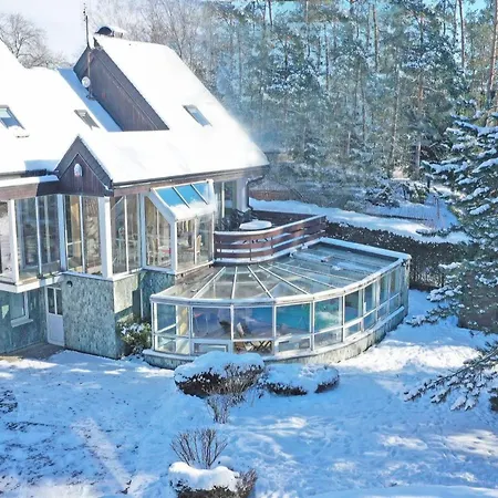 Wellness Mit Innenpool- Sauna- By Interhome בית נופש Branžež